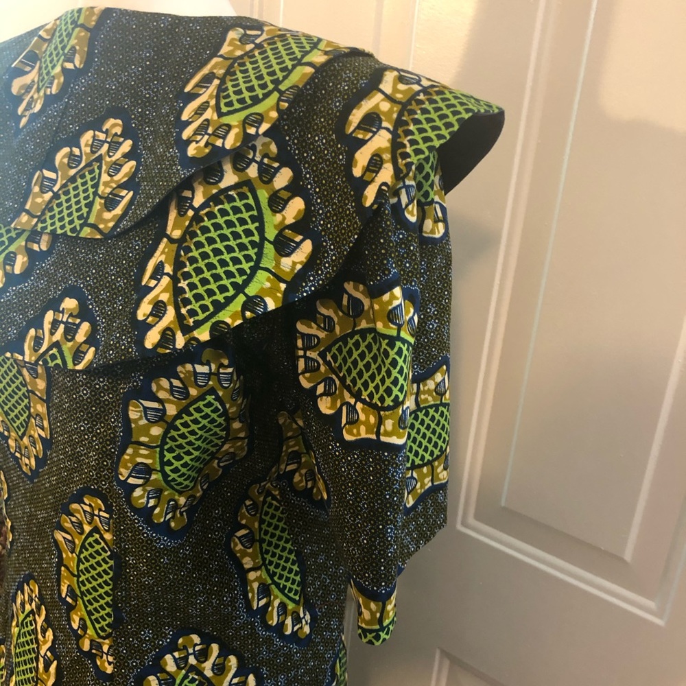 African attire - Picture 4 of 4